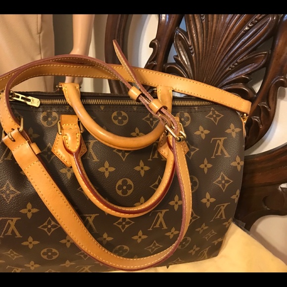 Louis Vuitton Handbags - Louis Vuitton speedy Bandoulier30 SOLD TO TRADESY